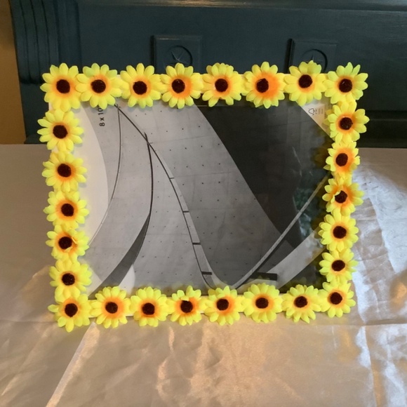 8” x 10” yellow and orange mini sunflower picture frame - Picture 2 of 5